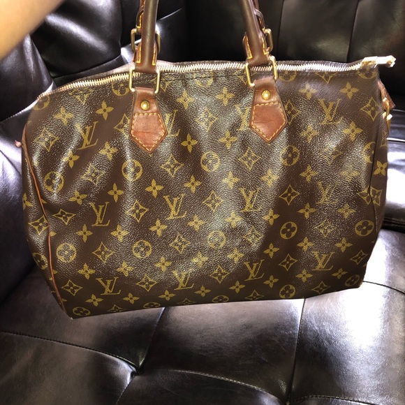 Purse - Picture 2 of 7